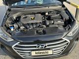 Hyundai Elantra 2017 годаүшін7 400 000 тг. в Актобе – фото 3