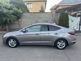 Hyundai Elantra 2019 годаүшін8 700 000 тг. в Алматы – фото 3