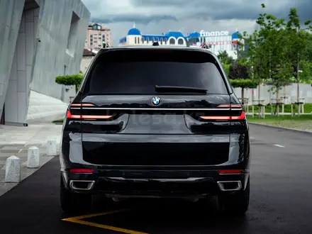BMW X7 2023 года за 50 000 000 тг. в Алматы – фото 38