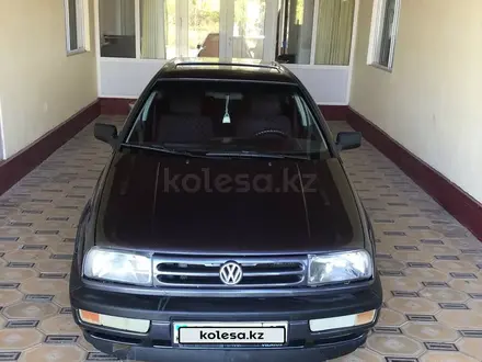 Volkswagen Vento 1992 года за 1 100 000 тг. в Шымкент – фото 8