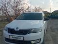 Skoda Rapid 2014 года за 4 300 000 тг. в Атырау