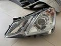 Фара передняя W207 Mercedes за 120 000 тг. в Алматы