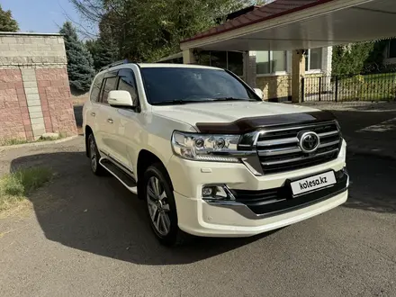 Toyota Land Cruiser 2018 года за 37 500 000 тг. в Алматы