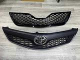 Toyota Camry 45 50 решетки за 15 000 тг. в Алматы