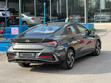 Hyundai Elantra 2024 года за 9 400 000 тг. в Шымкент – фото 2
