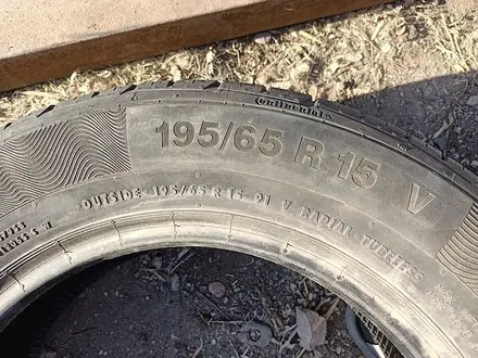 Шины 195/65 R15 — "Continental ContiPremiumContact 5" (Чехия), ле за 30 000 тг. в Астана – фото 6