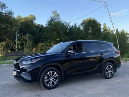 Toyota Highlander 2023 года за 24 000 000 тг. в Алматы – фото 11