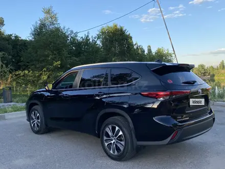 Toyota Highlander 2023 года за 24 000 000 тг. в Алматы – фото 3