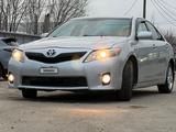 Toyota Camry 2011 года за 4 800 000 тг. в Уральск – фото 2