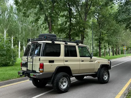 Toyota Land Cruiser 2008 года за 17 990 000 тг. в Алматы – фото 2