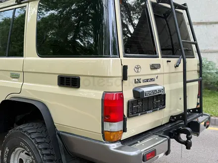 Toyota Land Cruiser 2008 года за 17 990 000 тг. в Алматы – фото 6