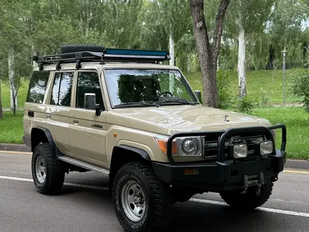 Toyota Land Cruiser 2008 года за 17 990 000 тг. в Алматы – фото 4