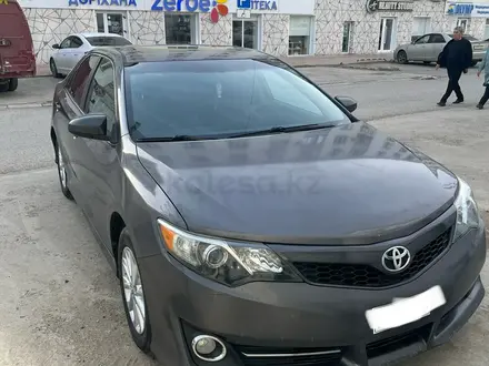 Toyota Camry 2013 года за 5 000 000 тг. в Атырау – фото 2