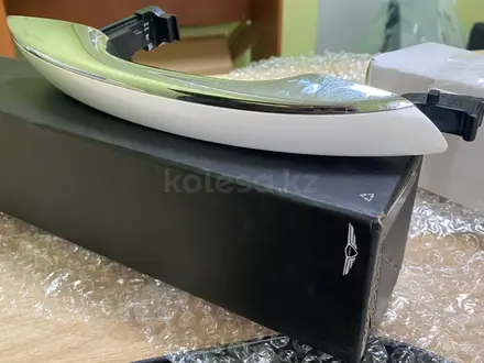 Ручка двери, наружная ручка двери, ручка передней двери, задней двери за 13 000 тг. в Алматы