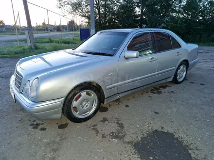 Mercedes-Benz E 280 1996 года за 2 800 000 тг. в Кызылорда – фото 2