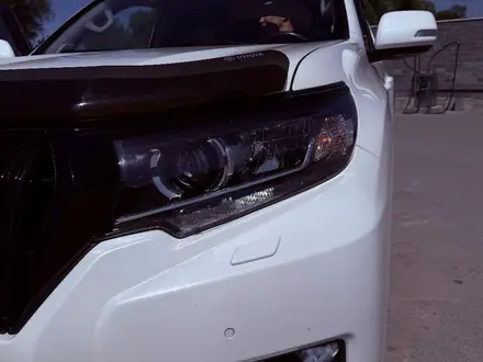 Toyota Land Cruiser Prado 2017 года за 29 500 000 тг. в Алматы