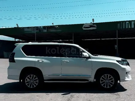 Toyota Land Cruiser Prado 2017 года за 29 500 000 тг. в Алматы – фото 3
