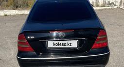 Mercedes-Benz E 320 2003 годаүшін5 500 000 тг. в Талгар – фото 3