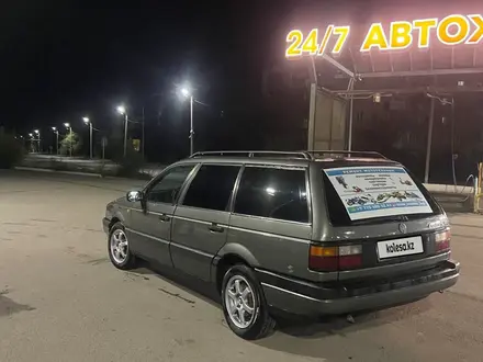 Volkswagen Passat 1993 года за 1 400 000 тг. в Караганда – фото 3