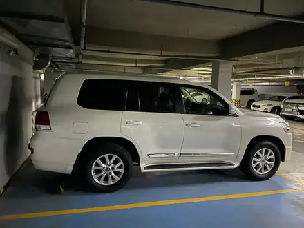 Toyota Land Cruiser 2017 года за 30 000 000 тг. в Астана – фото 26