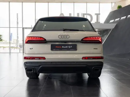 Audi Q7 55 TFSI 2024 года за 53 970 000 тг. в Алматы – фото 6