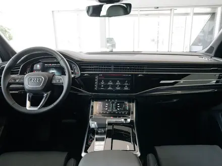 Audi Q7 55 TFSI 2024 года за 53 970 000 тг. в Алматы – фото 26
