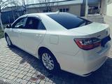 Toyota Camry 2017 года за 11 500 000 тг. в Алматы – фото 2