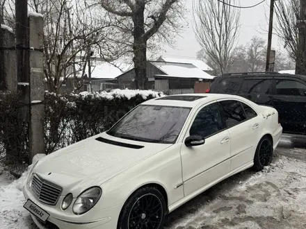 Mercedes-Benz E 320 2003 года за 6 000 000 тг. в Алматы