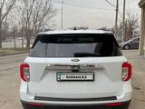 Ford Explorer 2021 года за 25 000 000 тг. в Алматы – фото 3