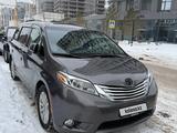 Toyota Sienna 2016 года за 16 980 000 тг. в Астана – фото 2