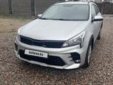 Kia Rio X-Line 2022 года за 8 000 000 тг. в Алматы