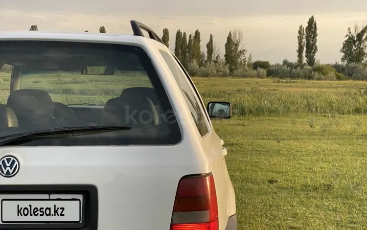 Volkswagen Golf 1996 годаүшін1 050 000 тг. в Тараз