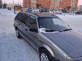 Volkswagen Passat 1993 годаfor1 600 000 тг. в Кокшетау – фото 3