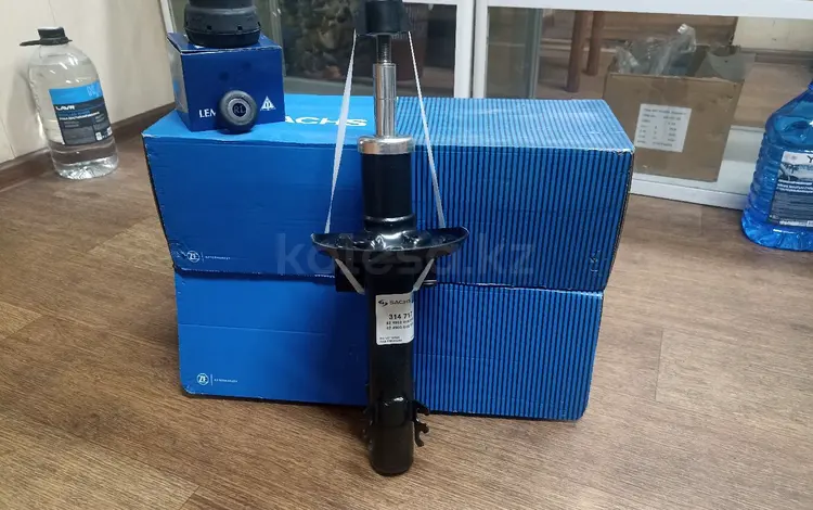 Амортизаторы передние Volkswagen polo sedan за 35 000 тг. в Алматы