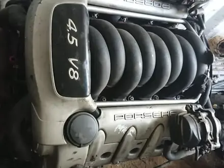 Двигатель и Акпп на Porsche Cayenne 4.5 v8 за 1 150 000 тг. в Алматы
