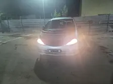Toyota Previa, 2001