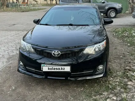 Toyota Camry 2012 года за 7 350 000 тг. в Алматы – фото 2