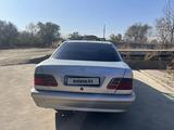 Mercedes-Benz E 280 1998 года за 2 000 000 тг. в Райымбек (Карасайский р-н) – фото 5