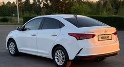 Hyundai Accent 2021 года за 7 250 000 тг. в Костанай – фото 2