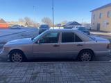 Mercedes-Benz E 220 1993 года за 1 500 000 тг. в Балхаш – фото 2