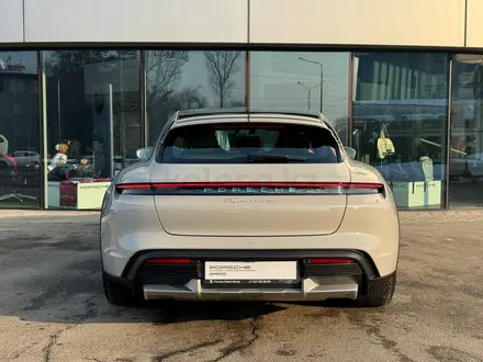Porsche Taycan 2023 года за 65 000 000 тг. в Алматы – фото 5