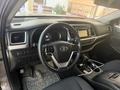 Toyota Highlander 2017 года за 14 000 000 тг. в Шымкент – фото 5
