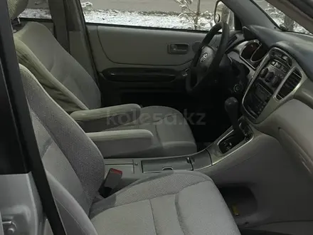 Toyota Highlander 2003 года за 7 700 000 тг. в Алматы – фото 10