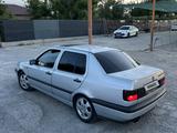 Volkswagen Vento 1994 года за 1 400 000 тг. в Шымкент