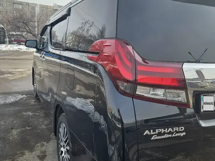 Toyota Alphard 2016 года за 27 000 000 тг. в Алматы – фото 12