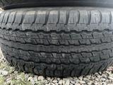 Одна летняя шина 285/60/18 285/60R18 Dunlop за 30 000 тг. в Алматы
