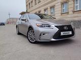 Lexus ES 300h 2017 года за 17 000 000 тг. в Актау – фото 2
