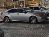 Lexus ES 300h 2017 года за 17 000 000 тг. в Актау – фото 5