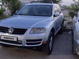 Volkswagen Touareg 2004 года за 5 500 000 тг. в Тараз – фото 4