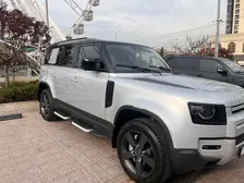 Land Rover Defender, 2021